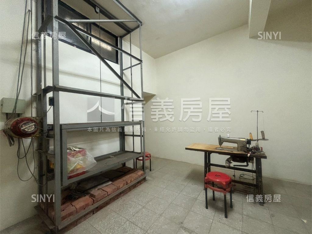 軟科角間約５２大地坪透天房屋室內格局與周邊環境