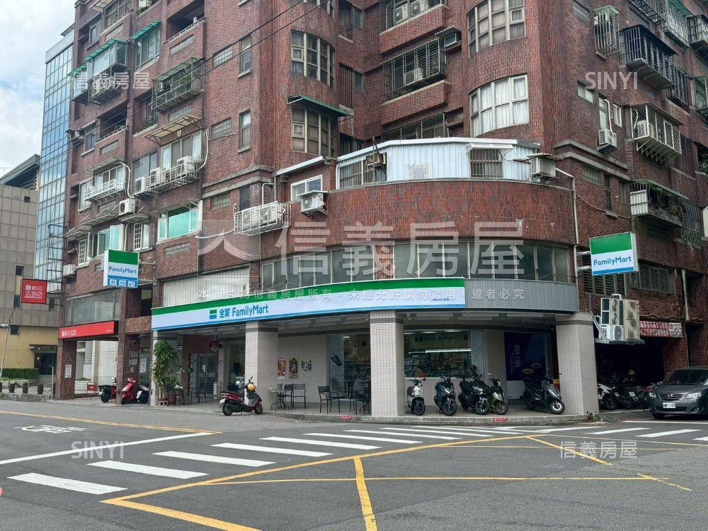 綠樹為鄰台北瑞士別墅房屋室內格局與周邊環境