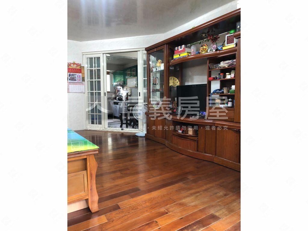 萬里恬靜雅致採光３＋１房屋室內格局與周邊環境