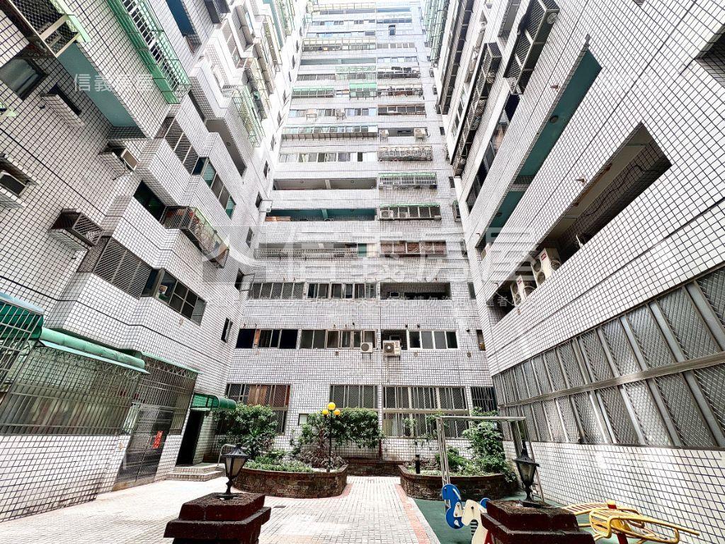 ［領袖勳章］近美術館三房房屋室內格局與周邊環境