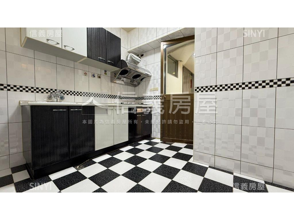 富貴吉祥低總價３房平車房屋室內格局與周邊環境