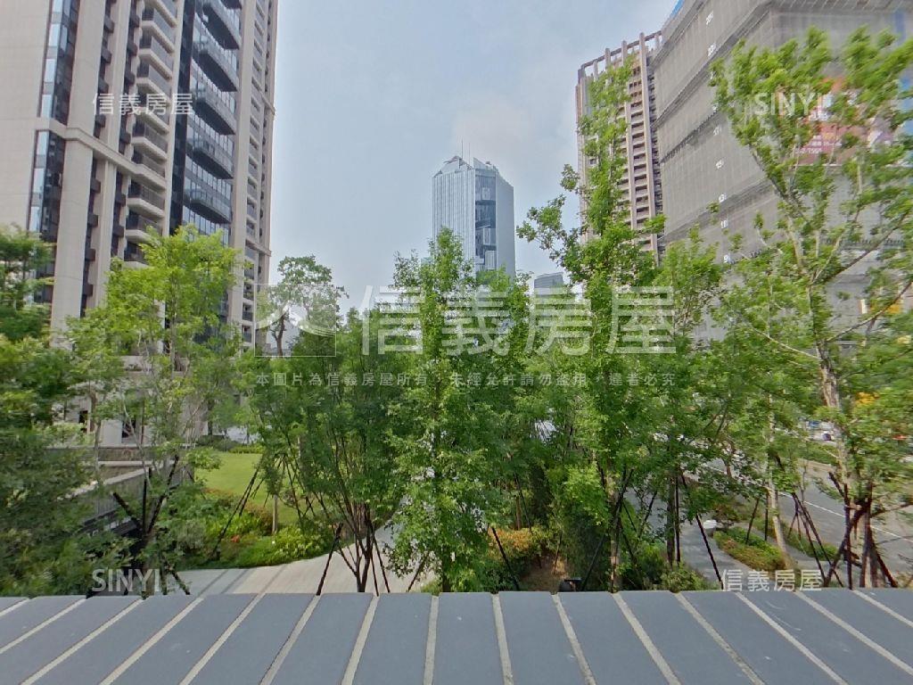 文華匯大露臺戶房屋室內格局與周邊環境