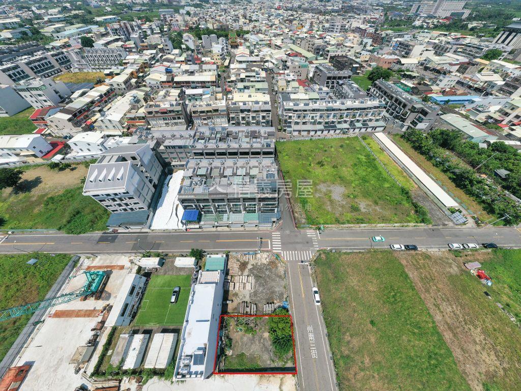 州南面寬約１０米方正地房屋室內格局與周邊環境