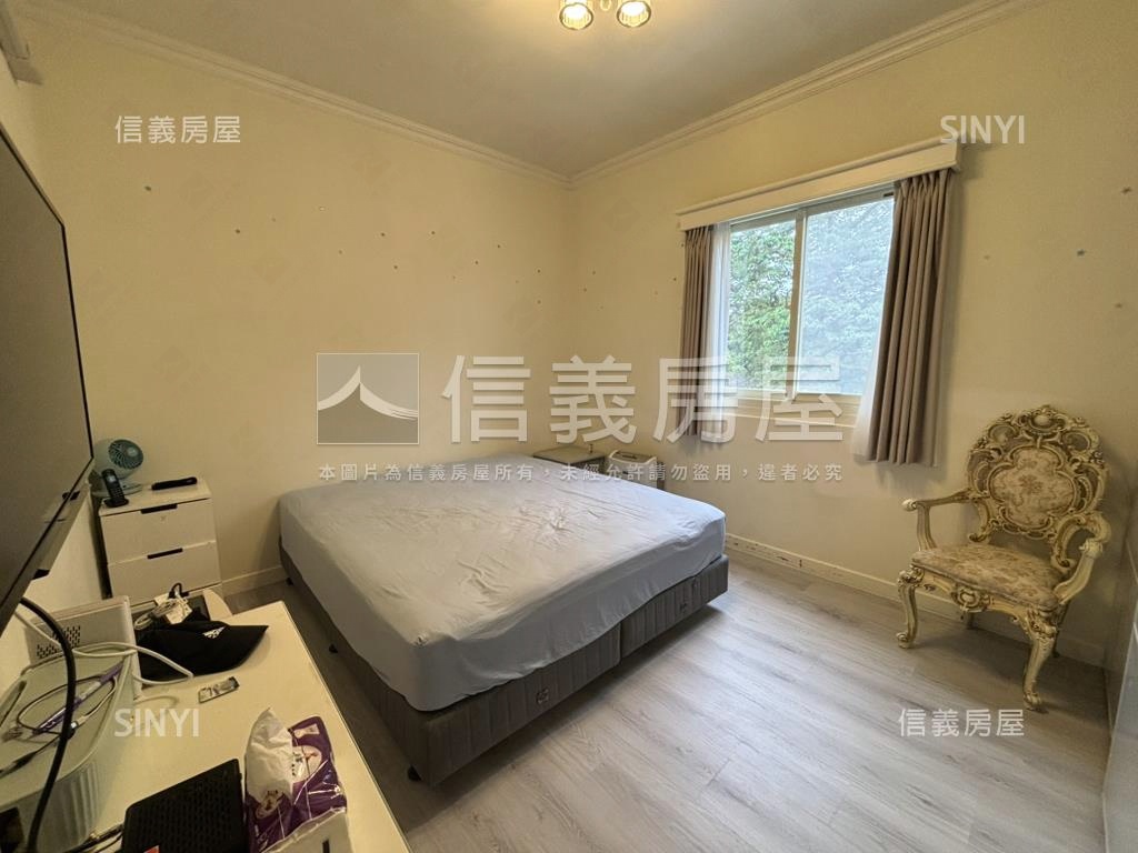 近歐洲學校景觀別墅房屋室內格局與周邊環境