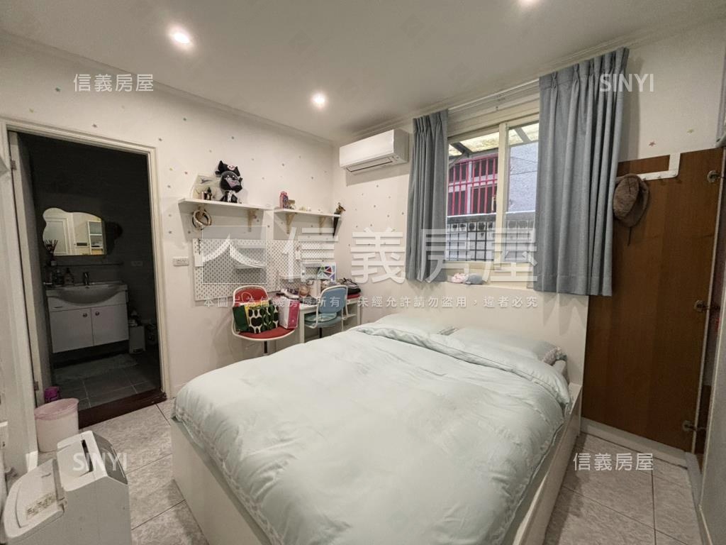 近歐洲學校景觀別墅房屋室內格局與周邊環境