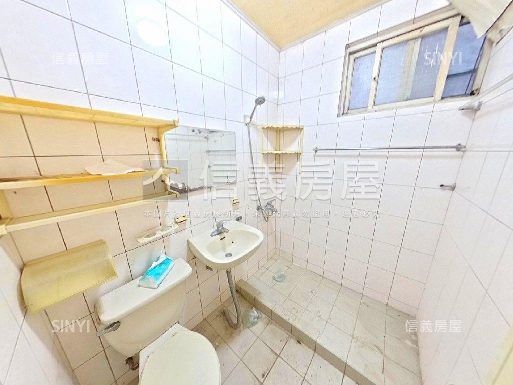 專任低總價內梯頂加大空間房屋室內格局與周邊環境