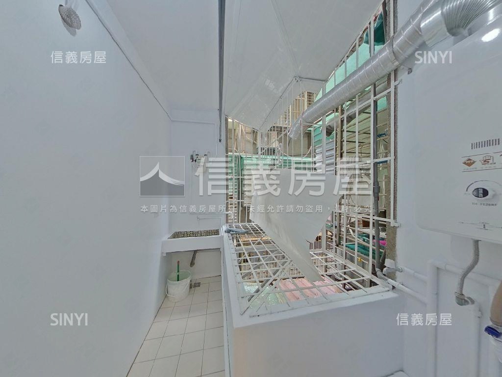 近捷運．興隆公園邊間三樓房屋室內格局與周邊環境
