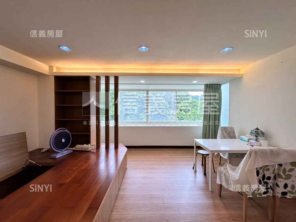 近文化大學湖山路電梯華廈房屋室內格局與周邊環境