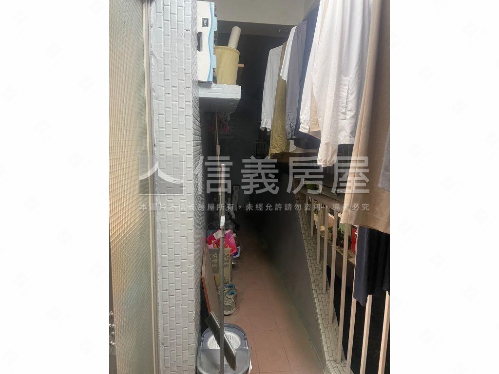 右昌商圈前後陽台成家美寓房屋室內格局與周邊環境