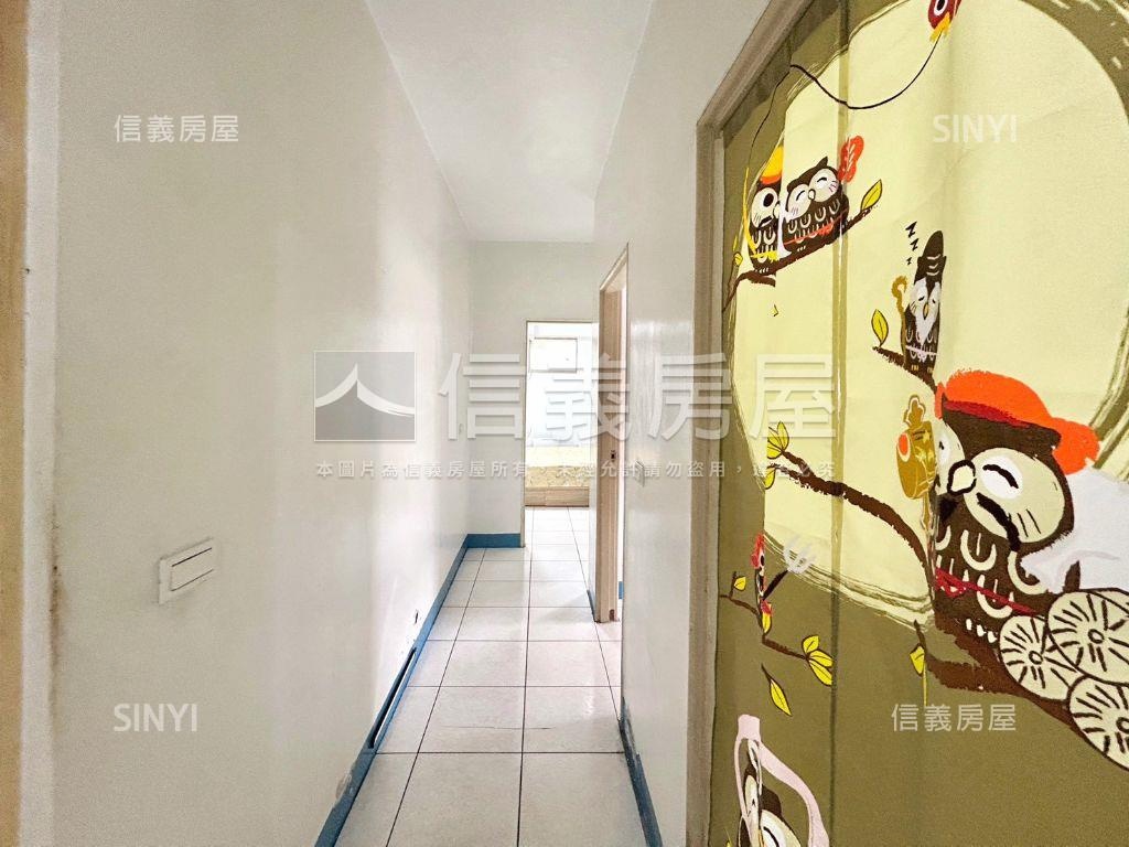 低總價頭份大富貴電梯三房房屋室內格局與周邊環境