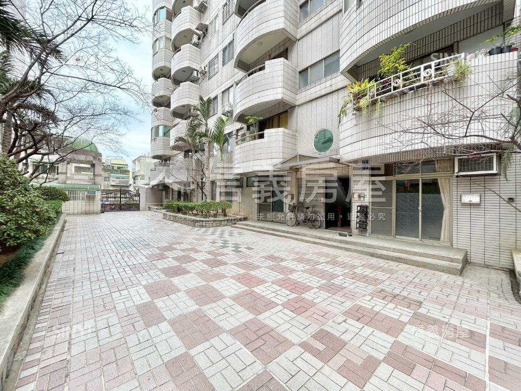 低總價頭份大富貴電梯三房房屋室內格局與周邊環境