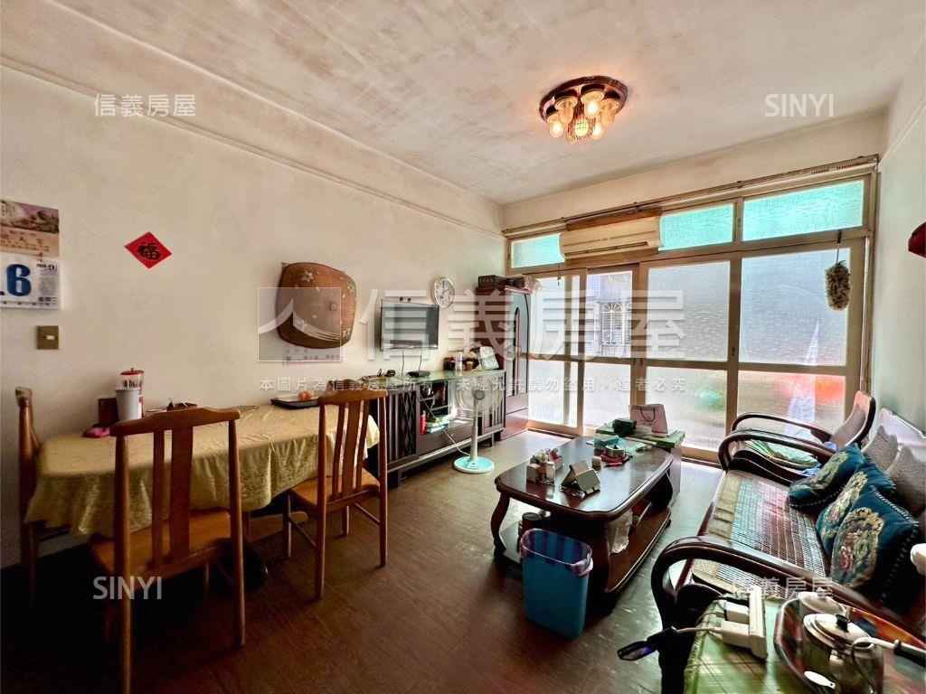 楓香中華靜巷公寓２樓房屋室內格局與周邊環境