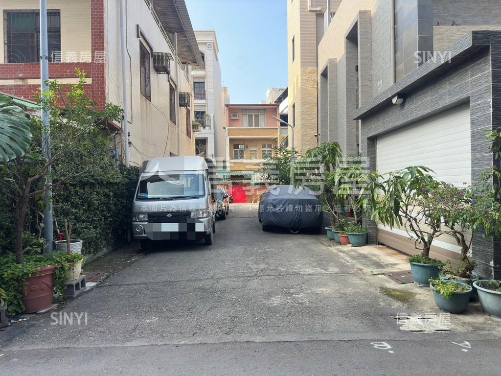 巨蛋瑞豐風格透天房屋室內格局與周邊環境