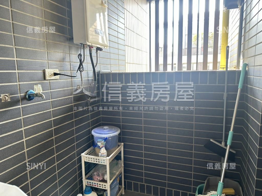 仁發富悅高樓２房房屋室內格局與周邊環境