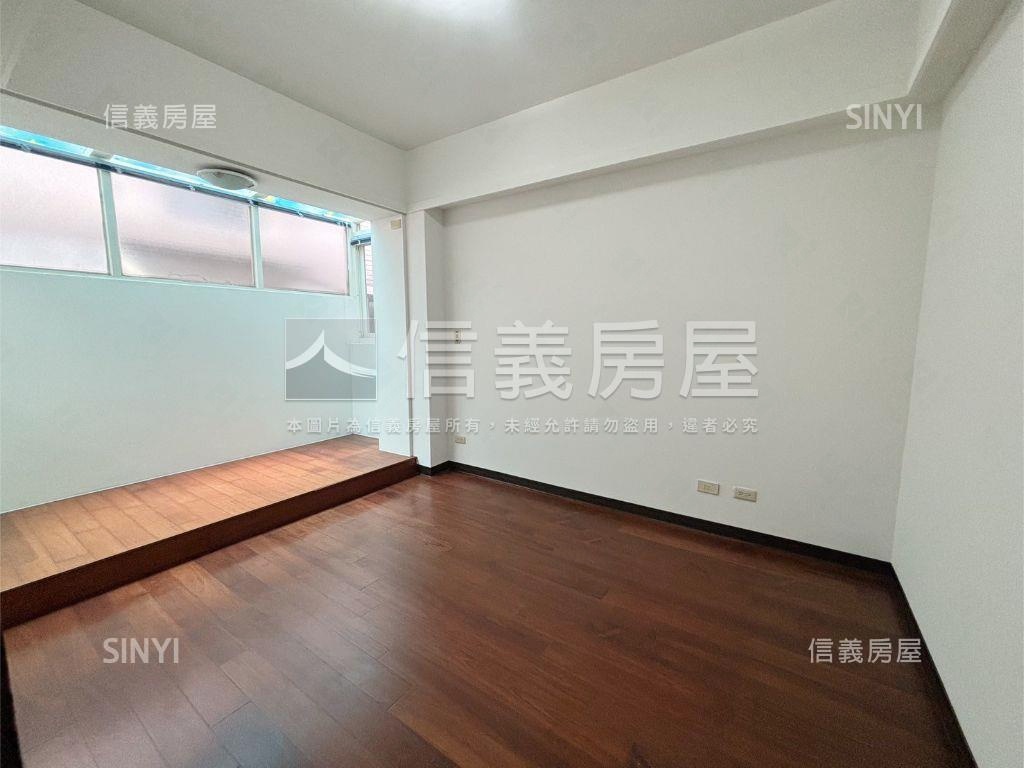 專任✩中科近未來藍線美墅房屋室內格局與周邊環境