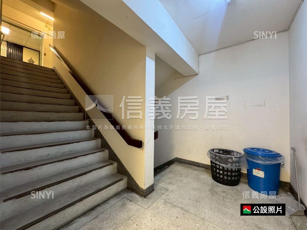 民生圓環新光帝景四房車位房屋室內格局與周邊環境