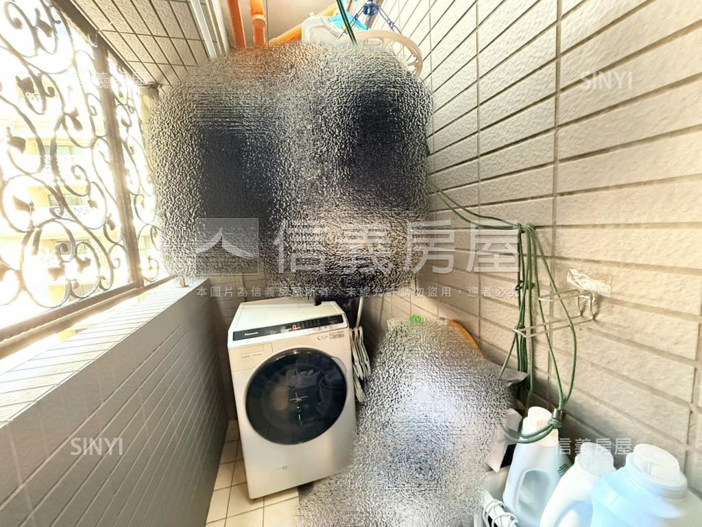 溫馨２房車位房屋室內格局與周邊環境