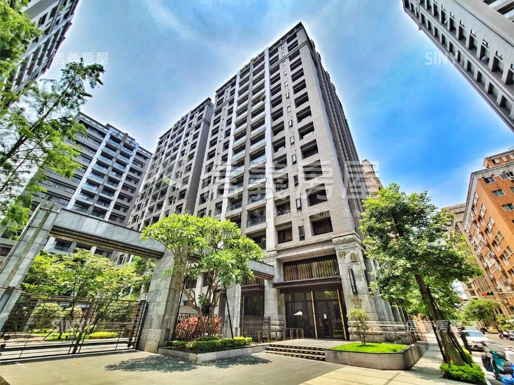 溫馨２房車位房屋室內格局與周邊環境