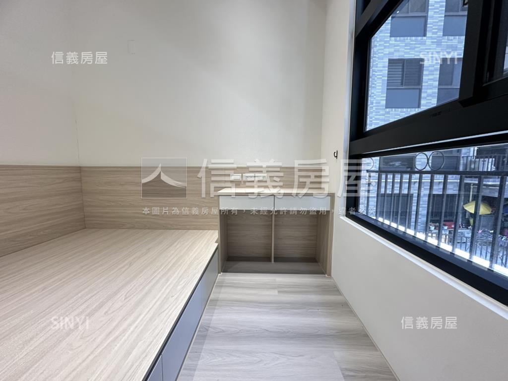 佳麗堡全新未住三房車位房屋室內格局與周邊環境