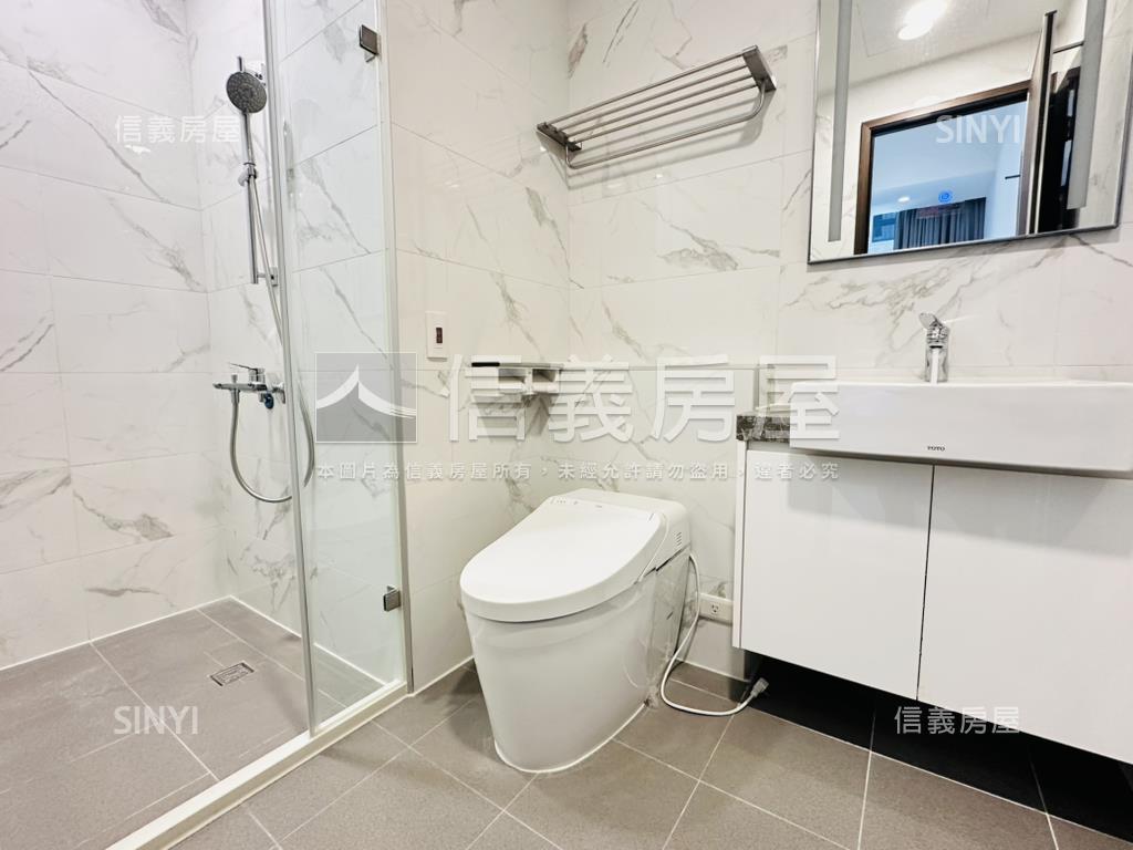 佳麗堡全新未住三房車位房屋室內格局與周邊環境