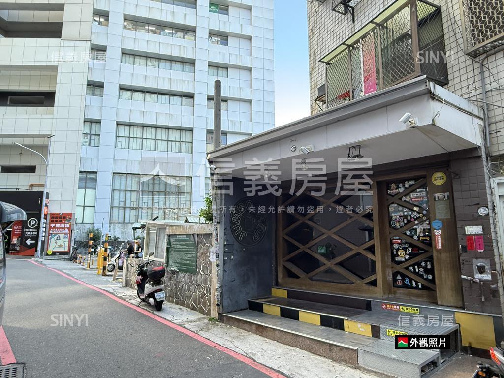 火車站ｆｏｃｕｓ旁金店面房屋室內格局與周邊環境