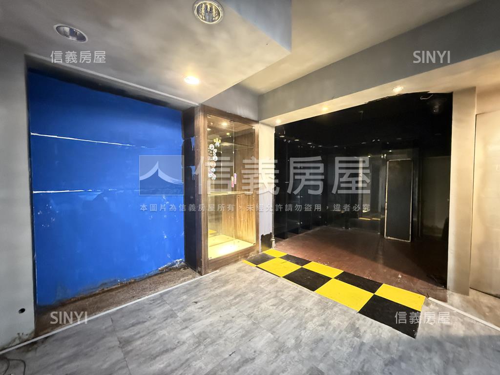 火車站ｆｏｃｕｓ旁金店面房屋室內格局與周邊環境