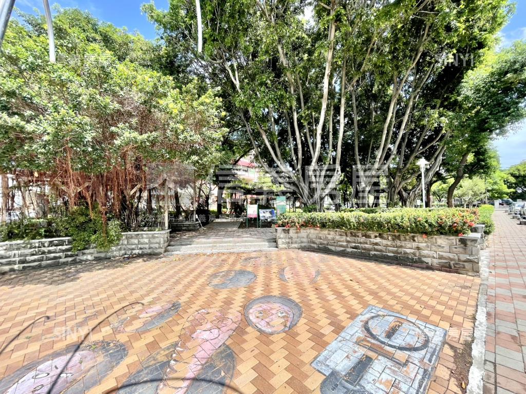 北區好市多旁角窗土地房屋室內格局與周邊環境