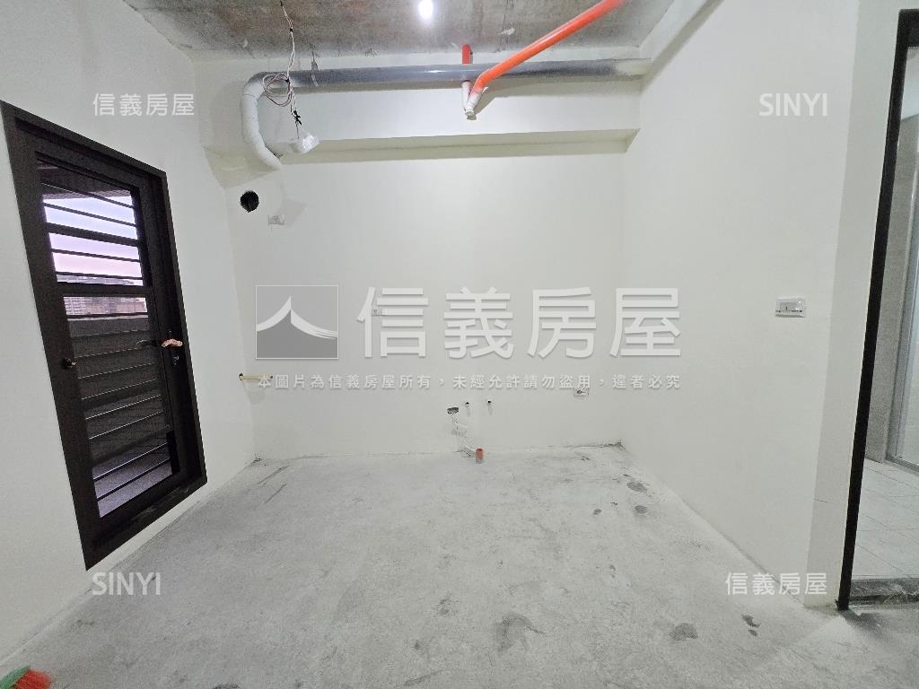 弘暉大禧三房平面車位房屋室內格局與周邊環境