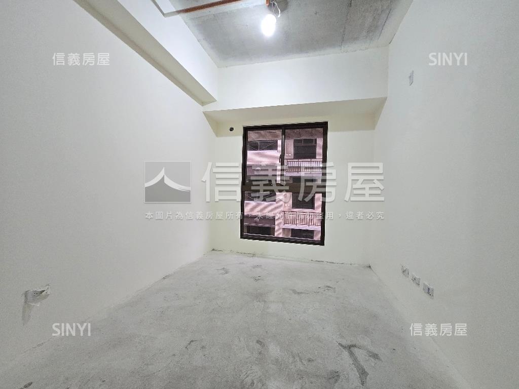 弘暉大禧三房平面車位房屋室內格局與周邊環境