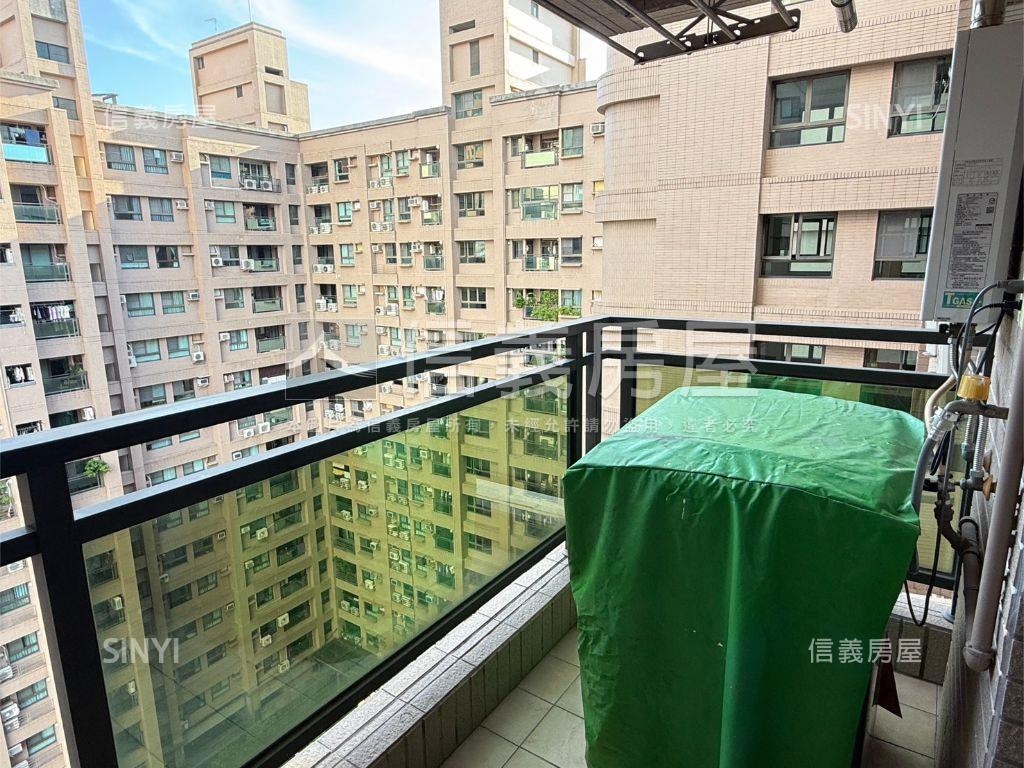 藝境花園輕軌陽光三房房屋室內格局與周邊環境