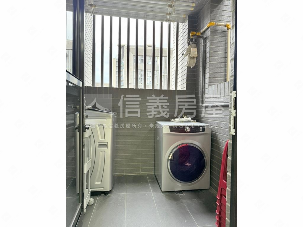 東方之星溫馨高樓二房房屋室內格局與周邊環境