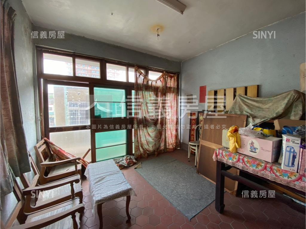 市中心南瑤路活路活巷透天房屋室內格局與周邊環境