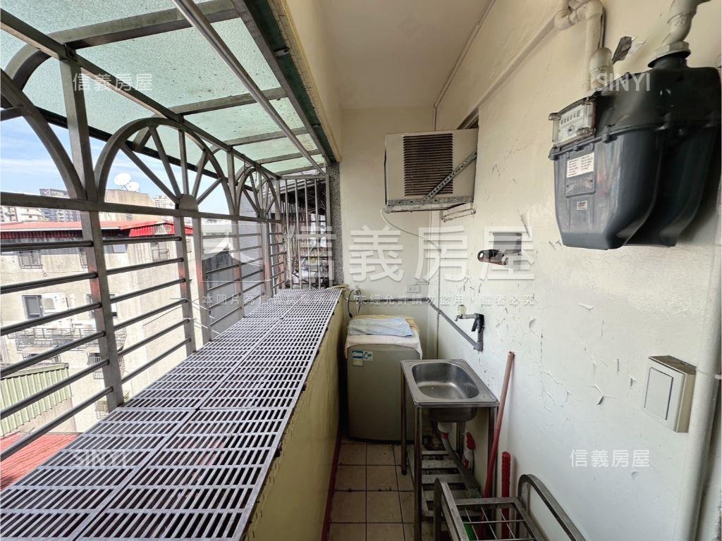 近雙捷運站低總價套房房屋室內格局與周邊環境