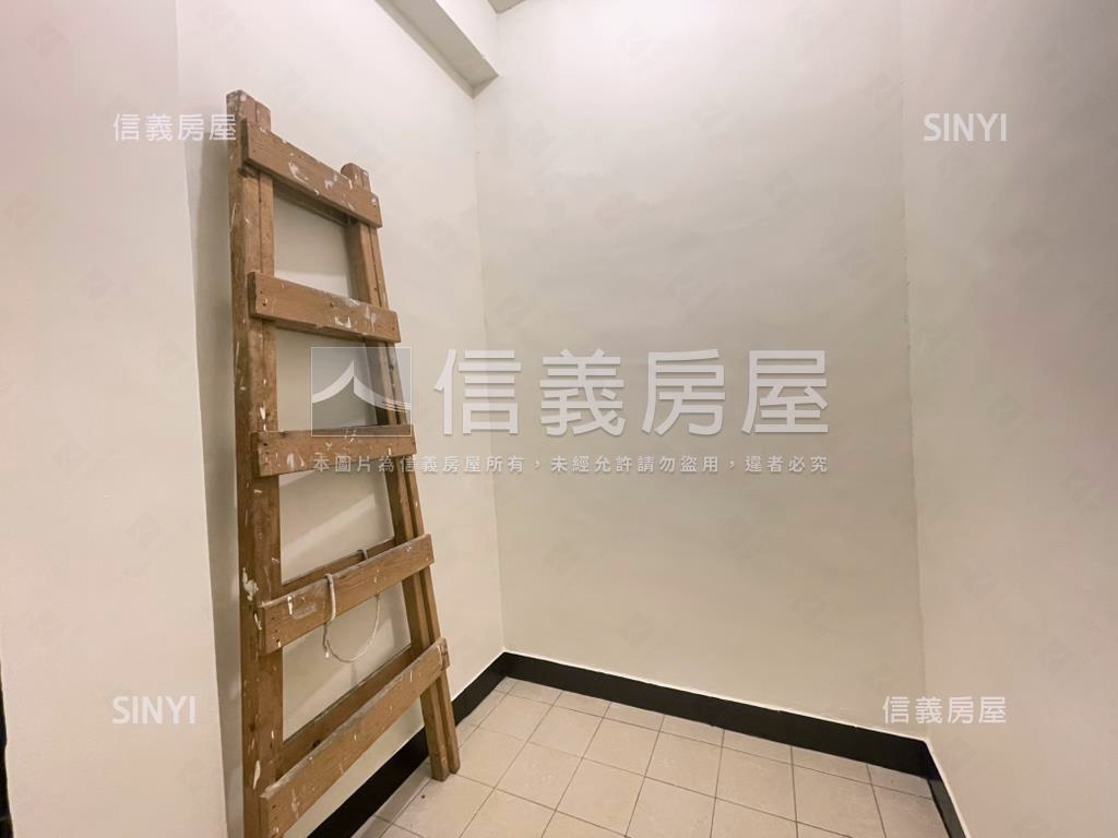 新接★稀有永春捷運二樓房屋室內格局與周邊環境