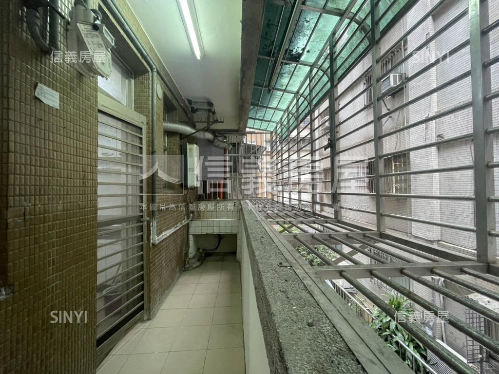 新接★稀有永春捷運二樓房屋室內格局與周邊環境