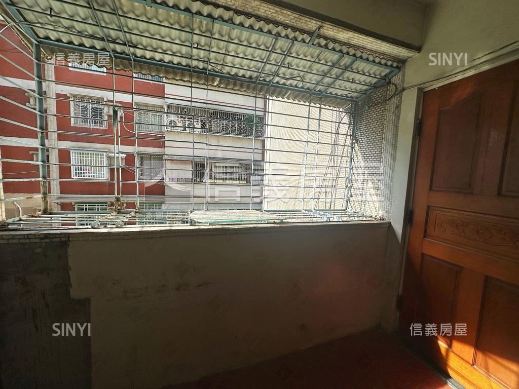 民族國中學區成家溫馨三房房屋室內格局與周邊環境