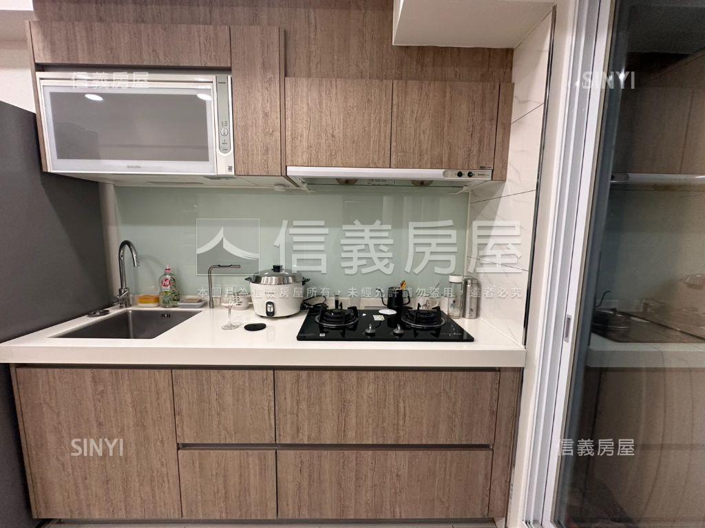 新接－歡喜次頂樓三房車位房屋室內格局與周邊環境