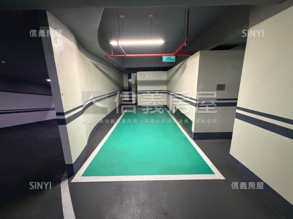 新接－歡喜次頂樓三房車位房屋室內格局與周邊環境