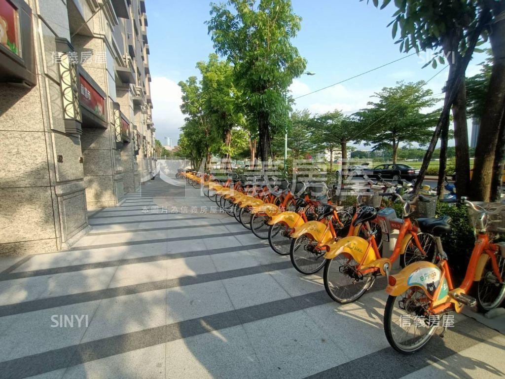 新接－歡喜次頂樓三房車位房屋室內格局與周邊環境