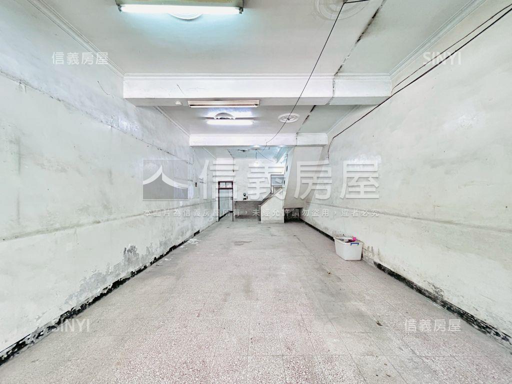 專約安樂大地坪透天房屋室內格局與周邊環境