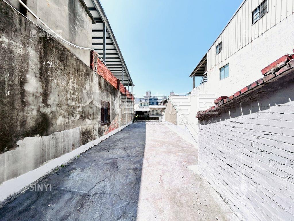 專約安樂大地坪透天房屋室內格局與周邊環境