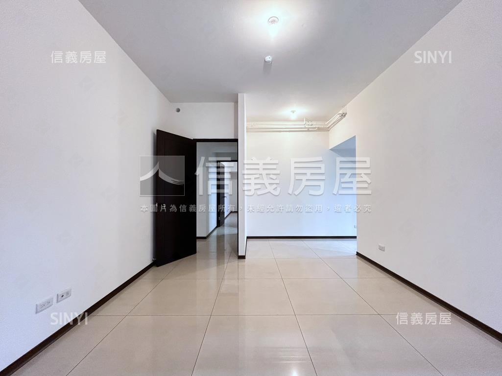 馬上推薦至真３房車位房屋室內格局與周邊環境