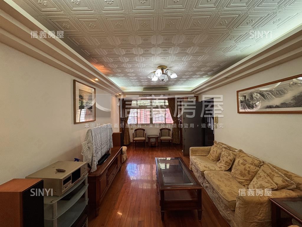 一層一戶典雅美寓房屋室內格局與周邊環境