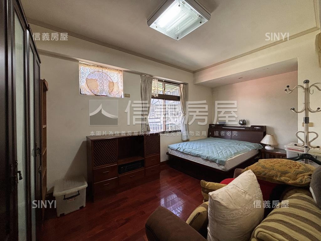 一層一戶典雅美寓房屋室內格局與周邊環境