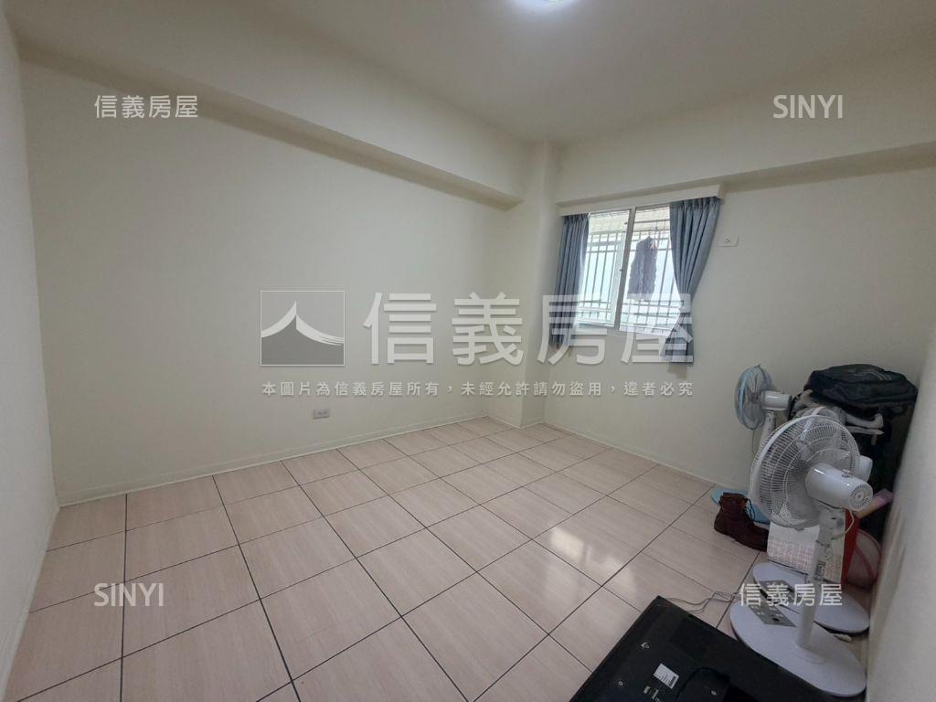 龍潭低總價精美三房車位房屋室內格局與周邊環境