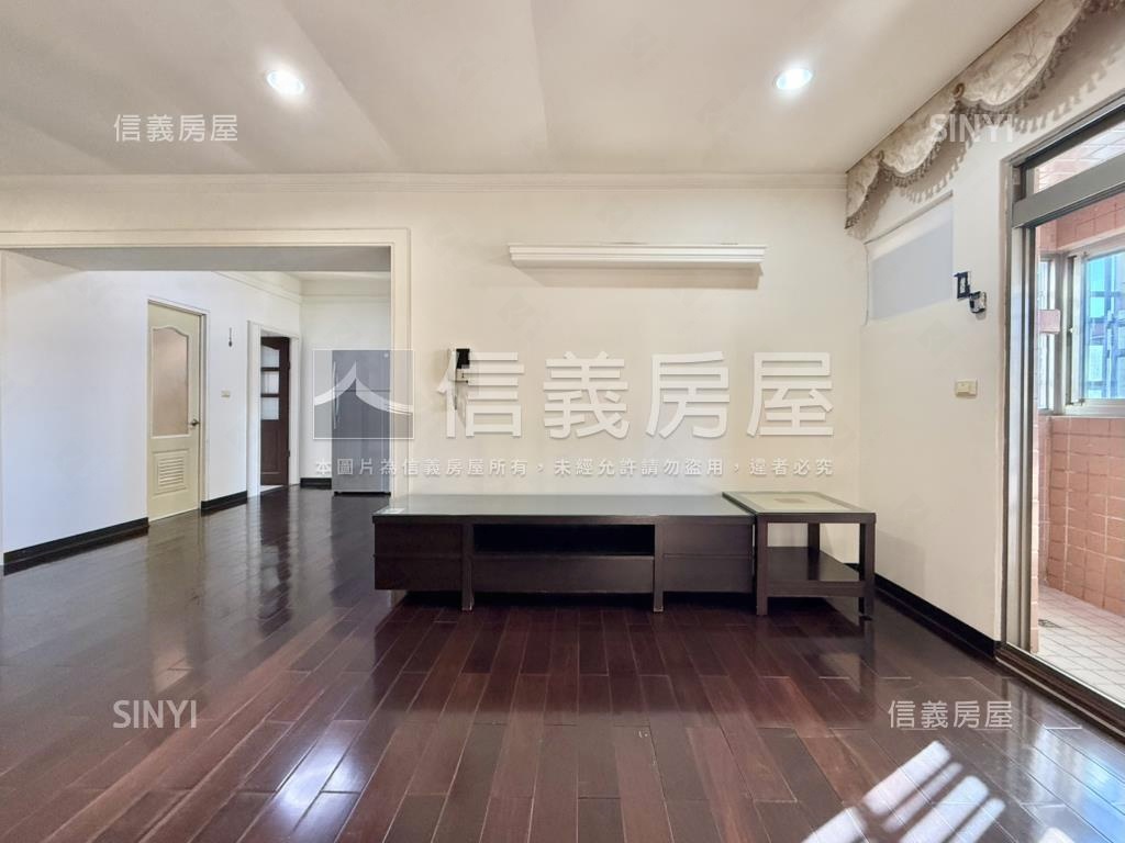專任永安採光三房車位房屋室內格局與周邊環境