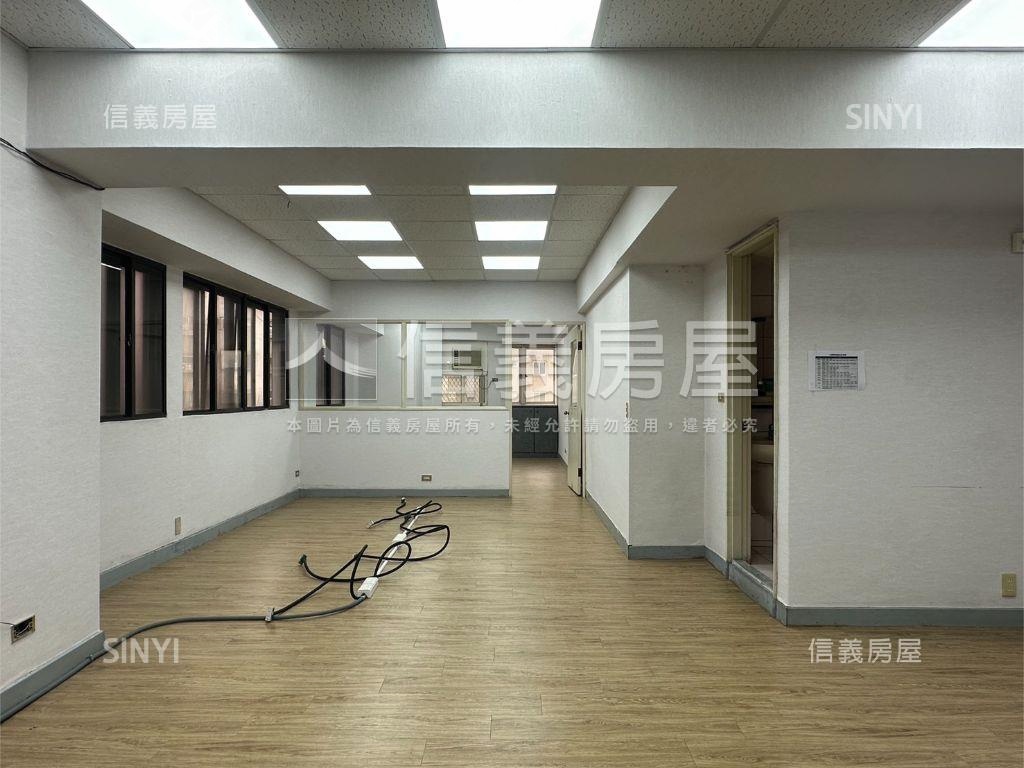 中正國中邊間高樓房屋室內格局與周邊環境