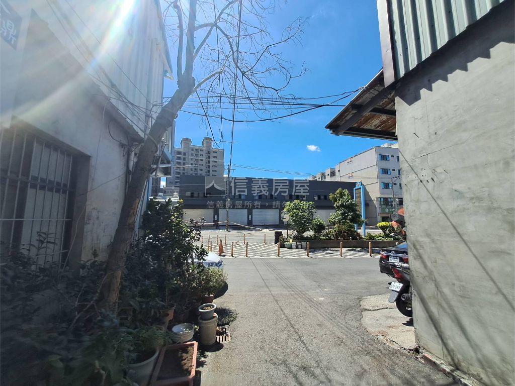 振福路角地房屋室內格局與周邊環境