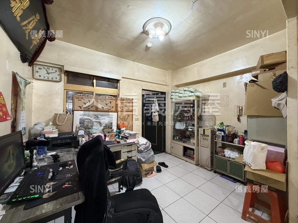 新接。中央路三房美廈房屋室內格局與周邊環境