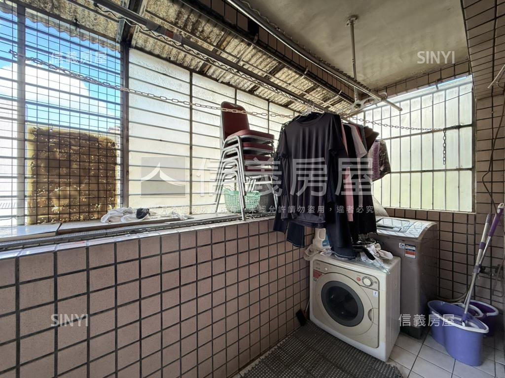 新接。中央路三房美廈房屋室內格局與周邊環境